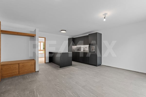 3½ -Zimmer-Wohnung Nr. 3 mit grossem Balkon im 1. OG als Zweitwohnsitz 4