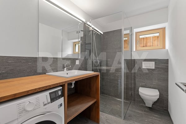 Charmante  3½ Zimmer- Ferienwohnung Nr. 2 4