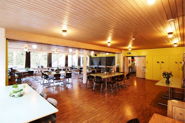 Gästehaus und Mehrzweckimmobilie mitten im Feriengebiet Lenzerheide 9