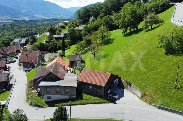 Einmalige Gelegenheit in Mastrils Grosszügige 1781m² Parzelle mit vielseitigem Potenzial 13