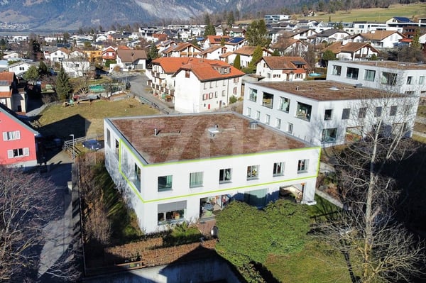 5½ Zimmerwohnung mit 2 Tiefgaragenplätzen und Disponibelraum 10