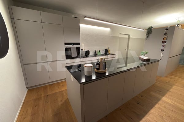 Moderne, loftähnliche 2.5-Zimmerwohnung im Zentrum von Küblis 1