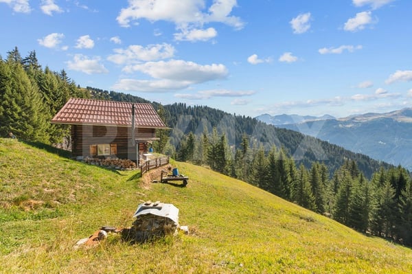 Maiensäss mit traumhafter Aussicht 2