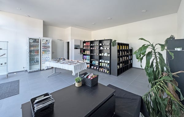 Perfekt als Showroom, Büro oder Verkaufsfläche 3