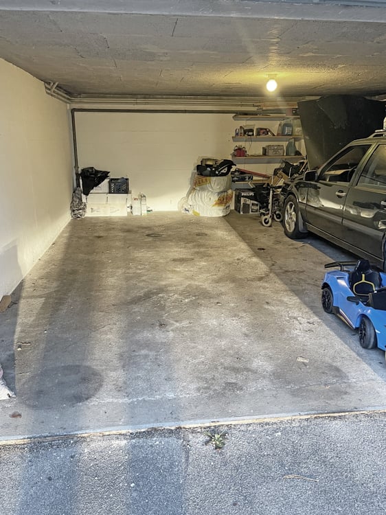 Garage 2