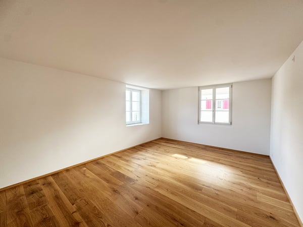 Nicht alltägliche 4.5 Zimmerwohnung / 1. Obergeschoss 5