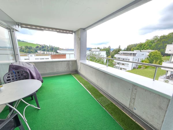 Lichtdurchflutete Wohnung mit Fernblick 7