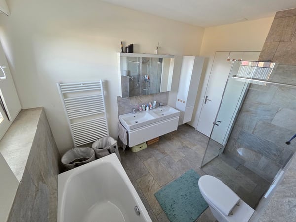 Komfort und Stil am Waldrand 20