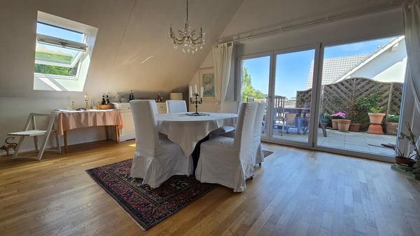 Stilvolle Dachwohnung mit Balkonparadies 5