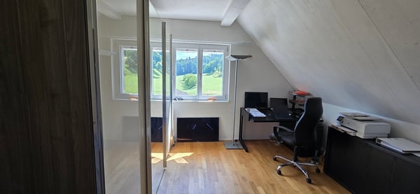 Stilvolle Dachwohnung mit Balkonparadies 10