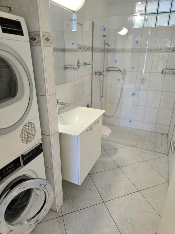 Parterrewohnung mit Wintergarten 12