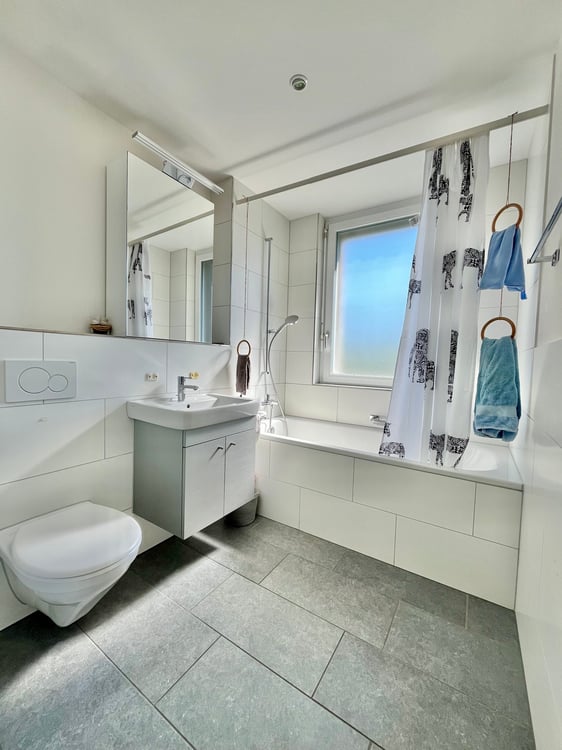 Helle 4-Zimmer-Wohnung mit Balkon in ruhiger Lage – Wiesendangen 12