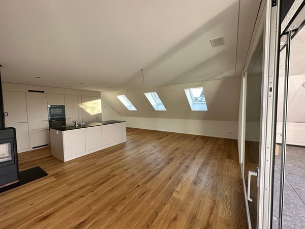 Moderne 4.5-Zimmer-Dachwohnung 8