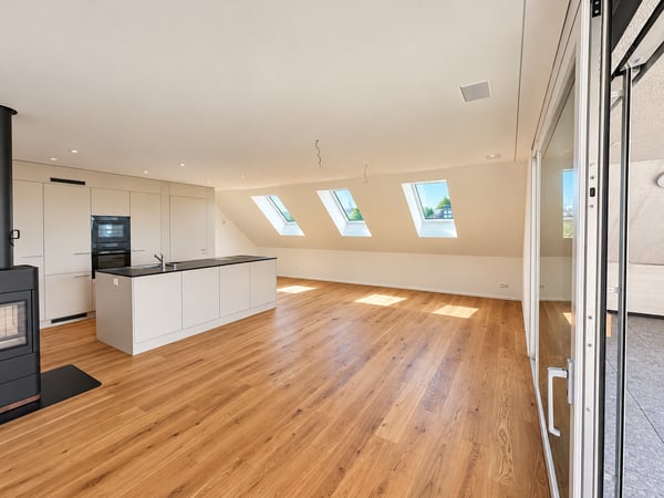 Moderne 4.5-Zimmer-Dachwohnung