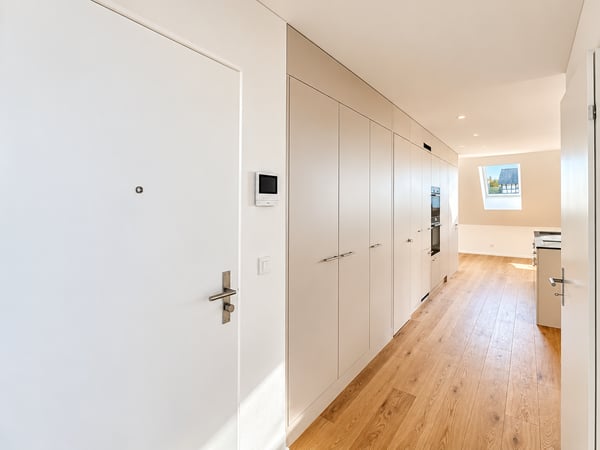 Moderne 4.5-Zimmer-Dachwohnung 2