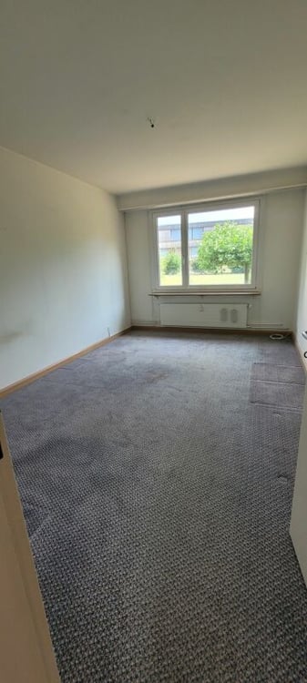 teilsanierte 3.5-Zimmer-Wohnung mit Einstellplatz an ruhiger Lage 10