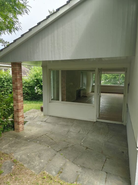 Saniertes Einfamilienhaus mit Garten an beliebter Lage 2