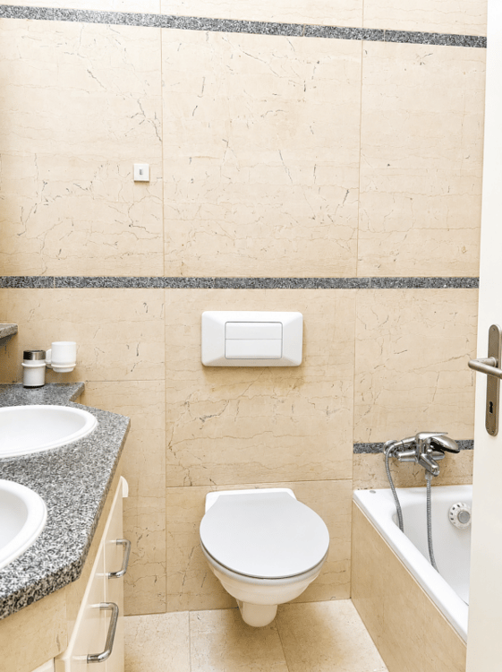 Ruhig gelegene Dachwohnung mit sonniger Terrasse 5