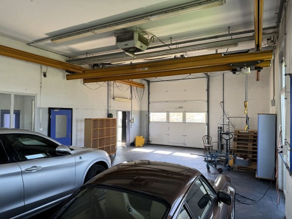 GEWERBE- UND INDUSTRIEFLÄCHEN I HOCHWERTIG AUSGEBAUT I HELL UND GUT ERSCHLOSSEN 4