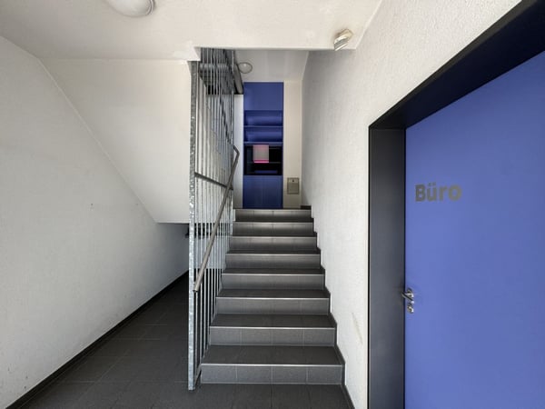 GEWERBE- UND INDUSTRIEFLÄCHEN I HOCHWERTIG AUSGEBAUT I HELL UND GUT ERSCHLOSSEN 9