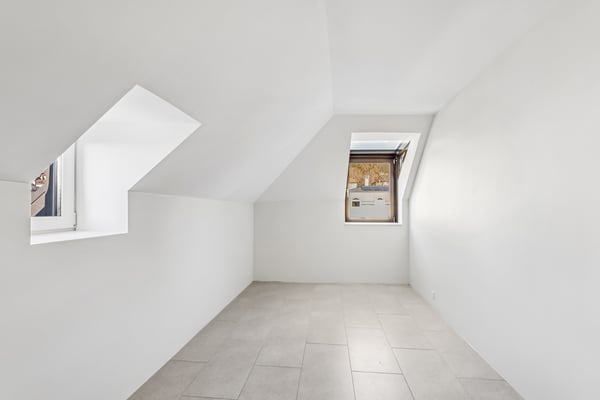 Spacieux et lumineux duplex dans une résidence Art déco 9