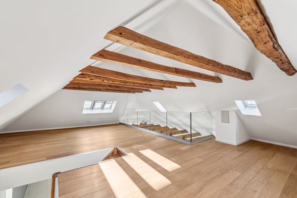 Spacieux et lumineux duplex dans une résidence Art déco 10