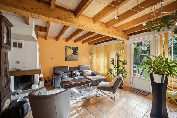 Charmante maison familiale avec jardin et 2 garages box ! 5