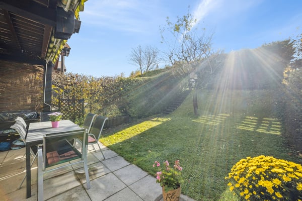 Charmante maison familiale avec jardin et 2 garages box ! 2