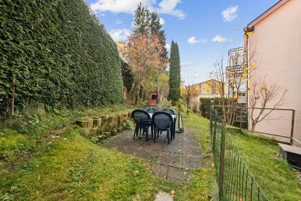 Joli rez-de-jardin, dans un quartier tranquille proche du centre 7