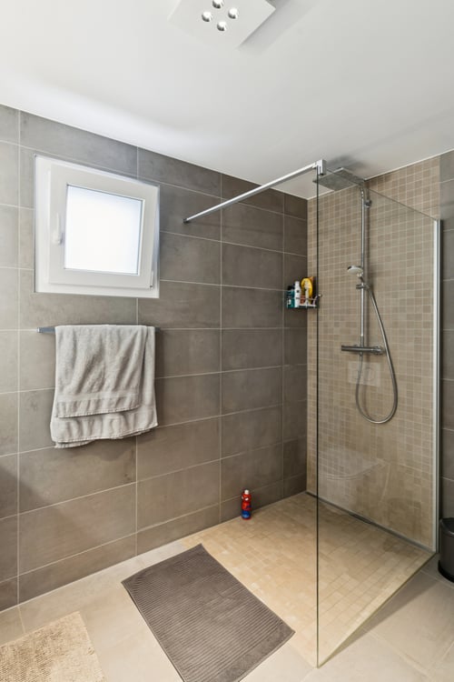 Superbe appartement moderne de 1.5 pièces avec terrasse et véranda ! 6