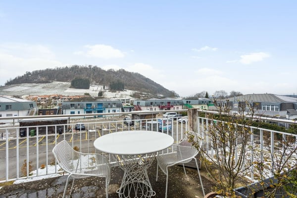 Exceptionnel appartement avec balcon et vue dégagée sur les Alpes 5
