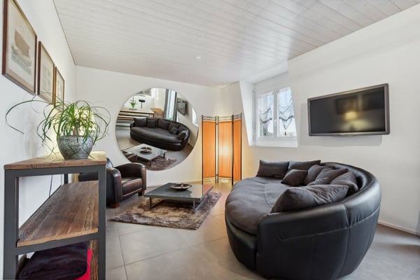 Exceptionnel appartement avec balcon et vue dégagée sur les Alpes 2