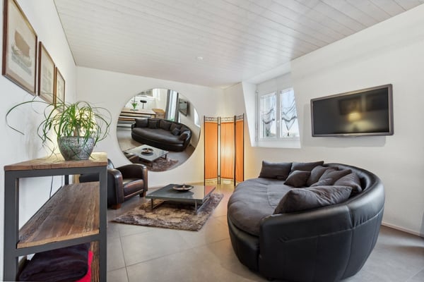 Exceptionnel appartement avec balcon et vue dégagée sur les Alpes 2