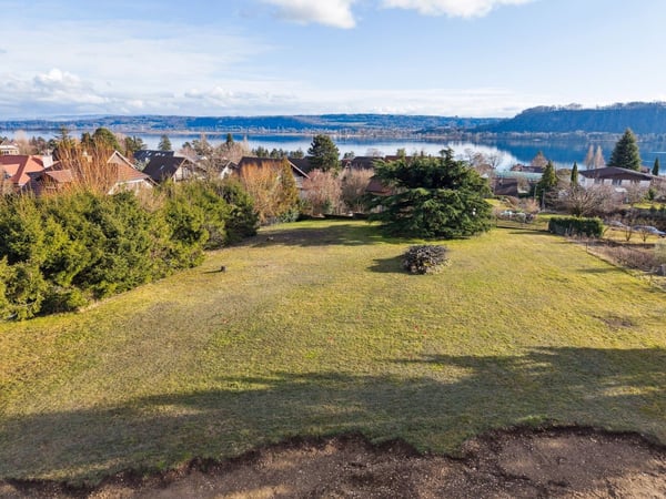 Terrain à bâtir d'~705 m² avec projet de construction personnalisable 1