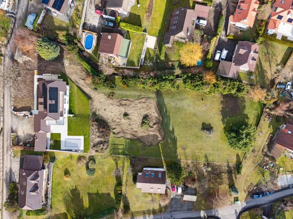 Terrain à bâtir d'~775 m² avec projet de construction personnalisable 2