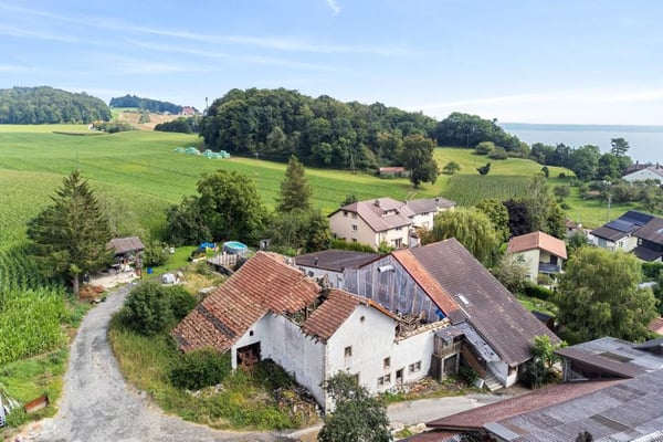 Terrain avec fort potentiel de développement - situation idéale 1
