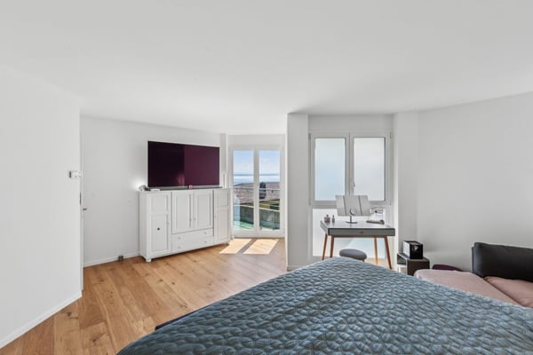 Attique exclusif avec vue panoramique sur le lac et les Alpes 5