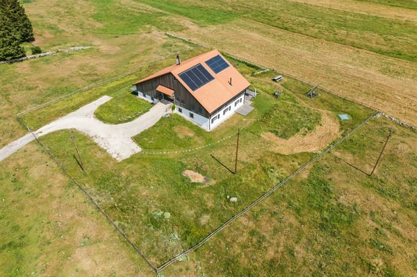 Sublime ferme entièrement rénovée composée de 2 appartements 2