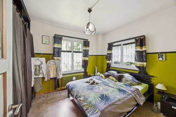 Charmante maison composée de 2 appartements dans un écrin de verdure 12