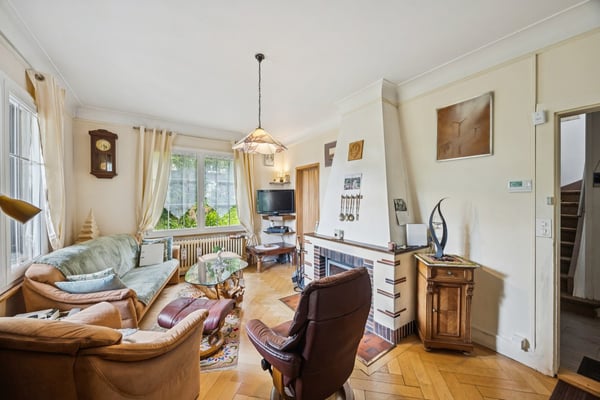 Charmante maison composée de 2 appartements dans un écrin de verdure 13