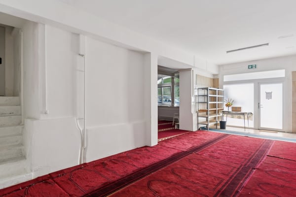 Immeuble à fort potentiel de transformation au Locle 5
