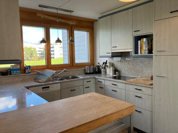 Möblierte 1.5-Zimmer-Wohnung mit Seeblick - Mietvertrag bis 1.8.2027 7