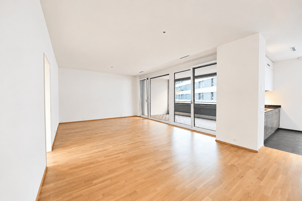 50% rent reduction for mid-Sep until Oct - Bright 2.5-Room Apartment with Balcony in Wallisellen 7