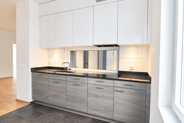 50% rent reduction for mid-Sep until Oct - Bright 2.5-Room Apartment with Balcony in Wallisellen 2