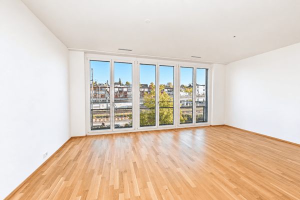 50% rent reduction for mid-Sep until Oct - Bright 2.5-Room Apartment with Balcony in Wallisellen 13