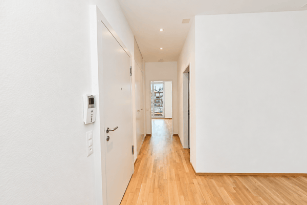 50% rent reduction for mid-Sep until Oct - Bright 2.5-Room Apartment with Balcony in Wallisellen 12