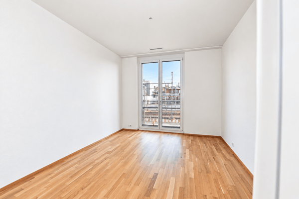 50% rent reduction for mid-Sep until Oct - Bright 2.5-Room Apartment with Balcony in Wallisellen 11