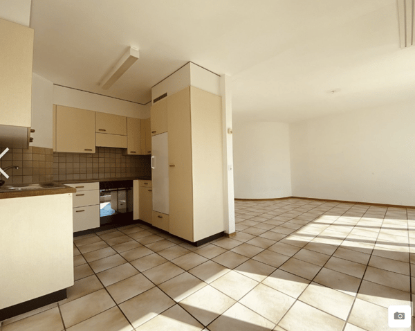 Helle 3.5-Z.Wohnung mit Balkon 3