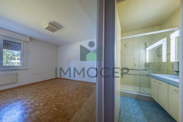 Appartement 5 pièces traversant de 121 m2 pondérés avec loggia 5