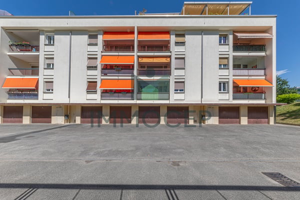 Appartement 5 pièces traversant de 121 m2 pondérés avec loggia 9
